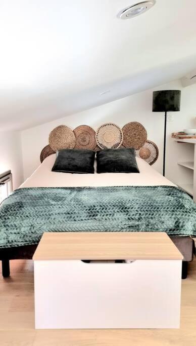 Apartment Cocon Sous Les Toits - Metro Jeanne D'arc - Gare *
